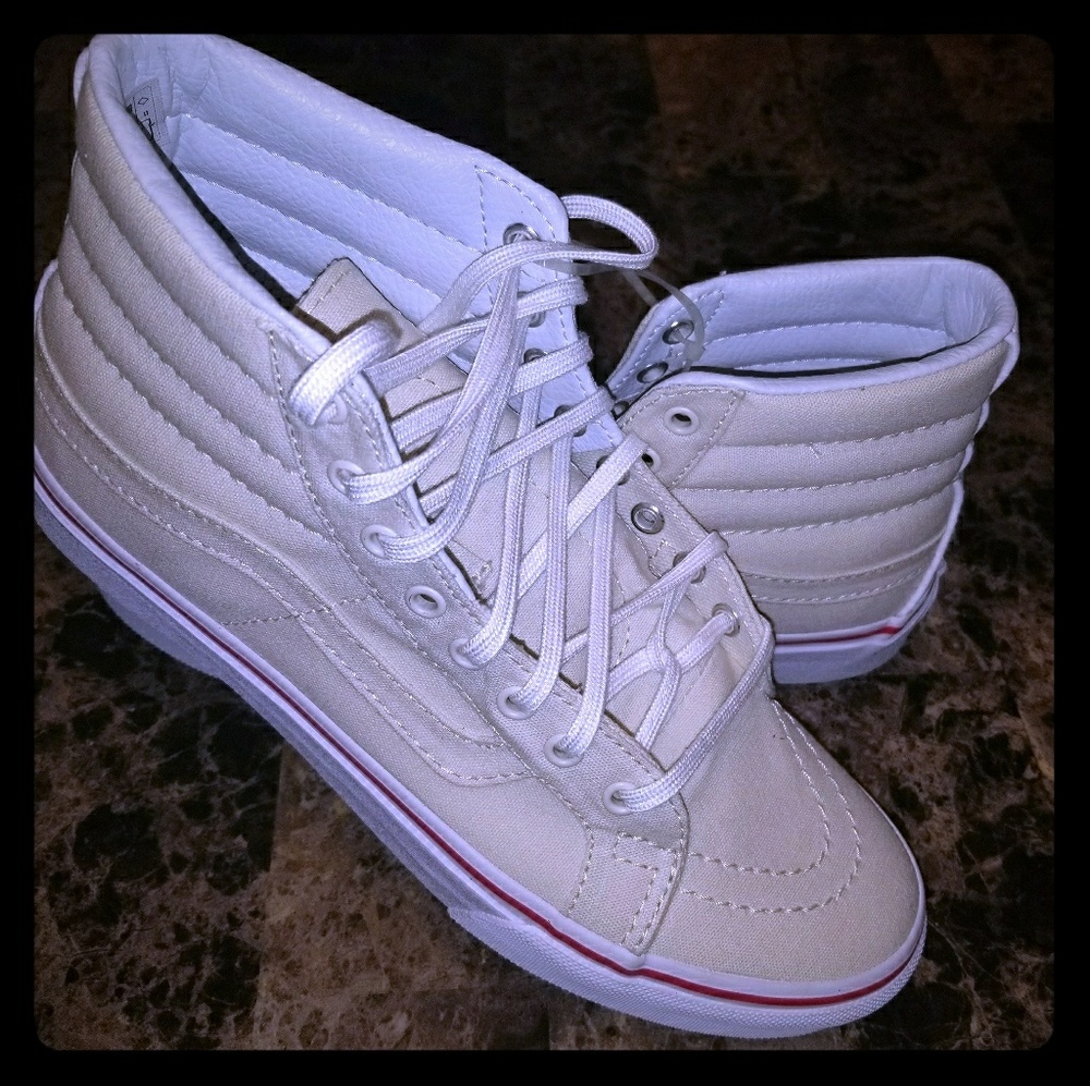 Hi Top Vans - Mens Size 4,6,6.5,9.5 (or for women)